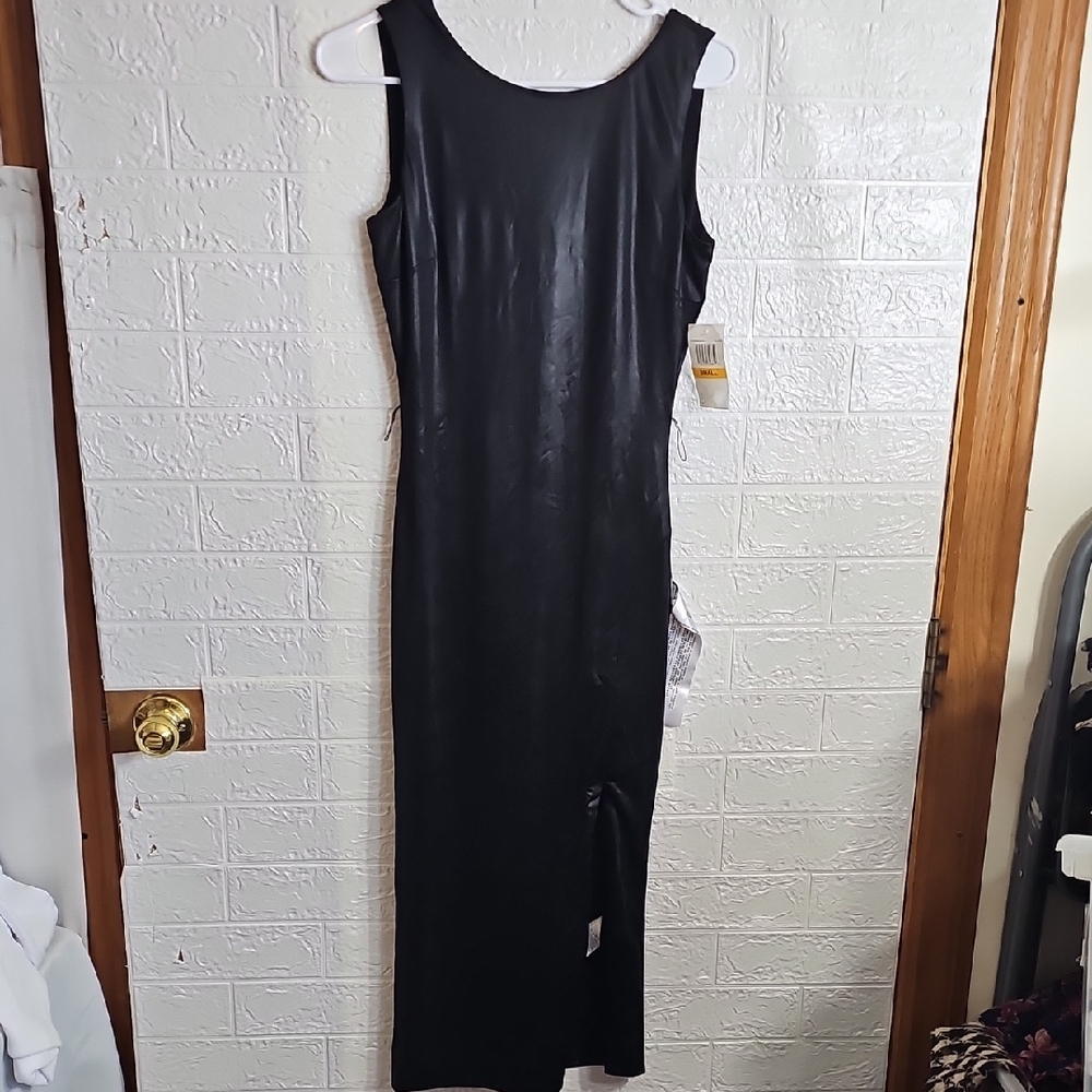 Dress the Population Black Midi Dress